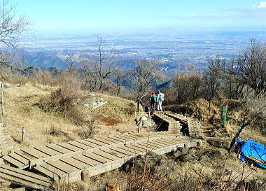 景色を堪能しながら下山