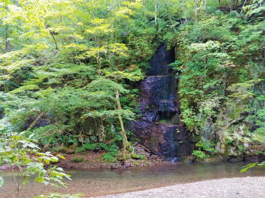 千筋の滝（ちすじのたき）