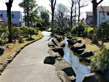 親水公園の前身は灌漑用水路