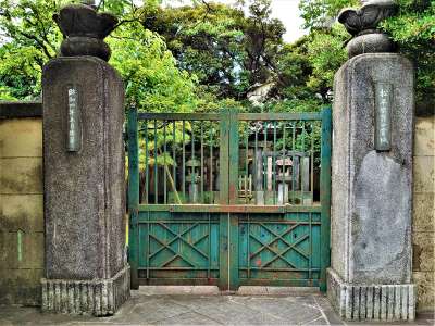 松平定信の墓所