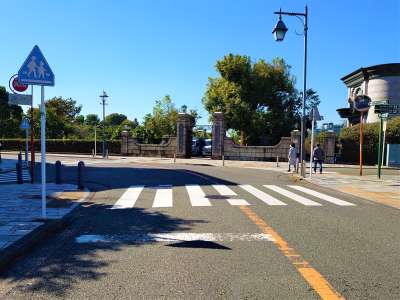 横浜外人墓地正門