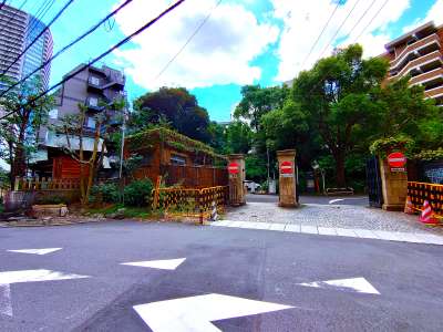 東京大学 池之端門